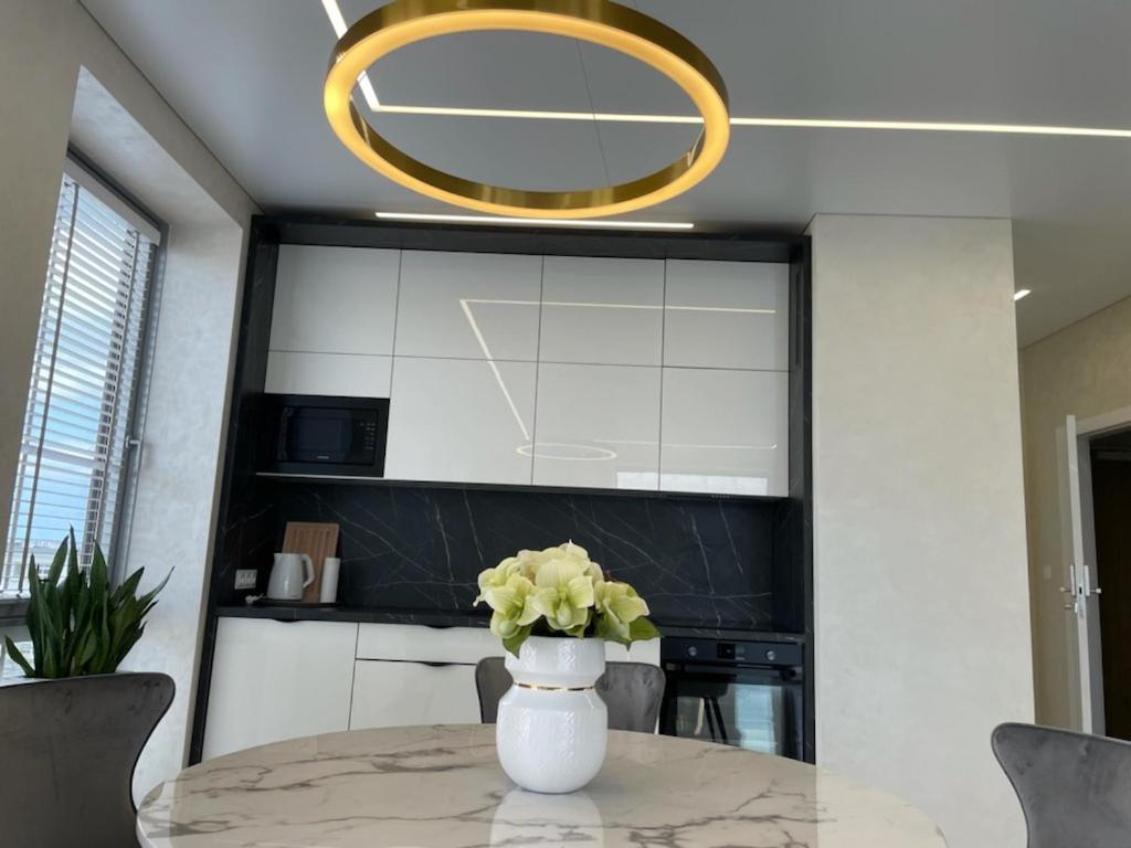 Apartament Faltom 26 Yacht Park Z Tarasem กดิเนีย ภายนอก รูปภาพ