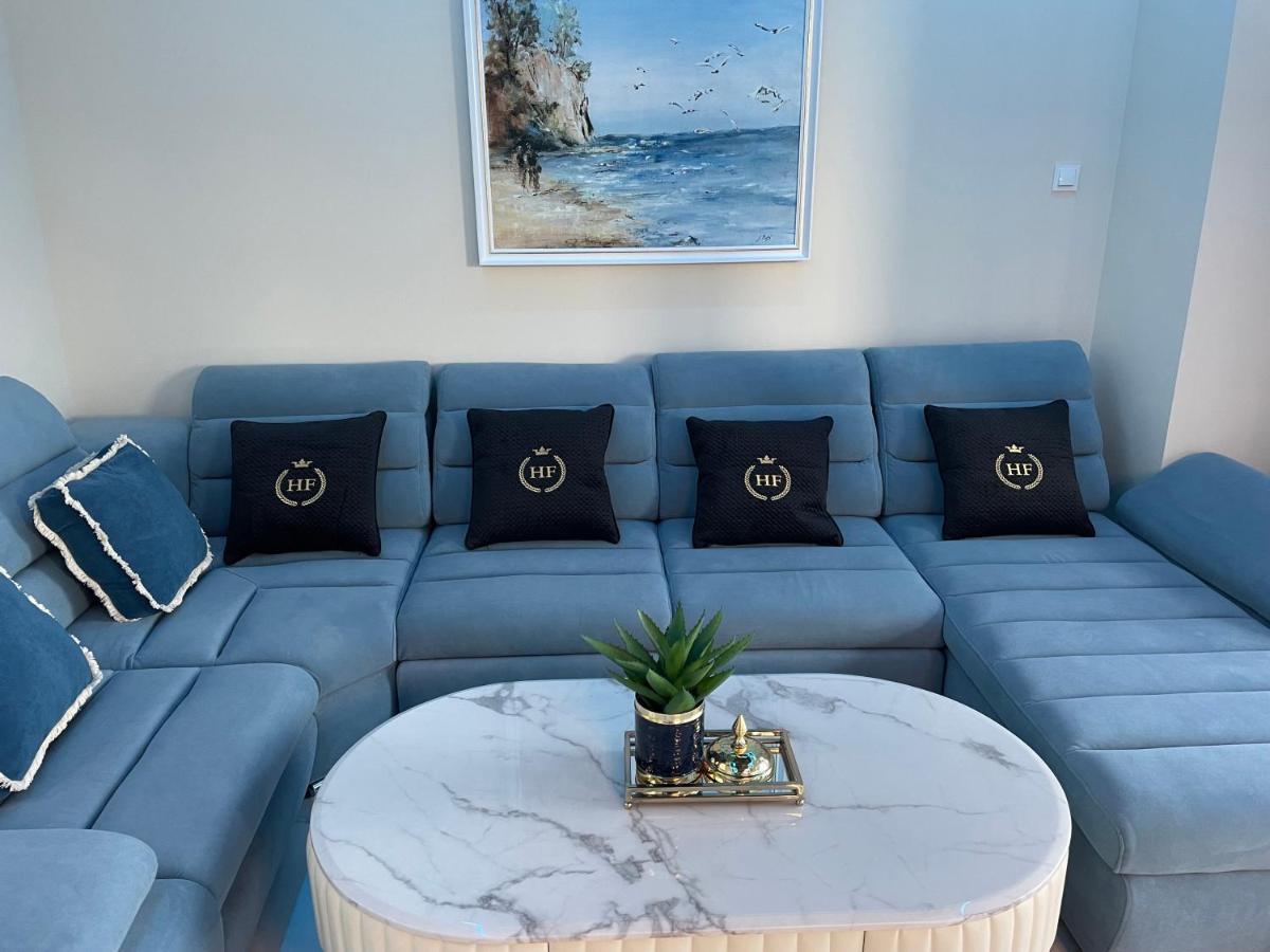 Apartament Faltom 26 Yacht Park Z Tarasem กดิเนีย ภายนอก รูปภาพ