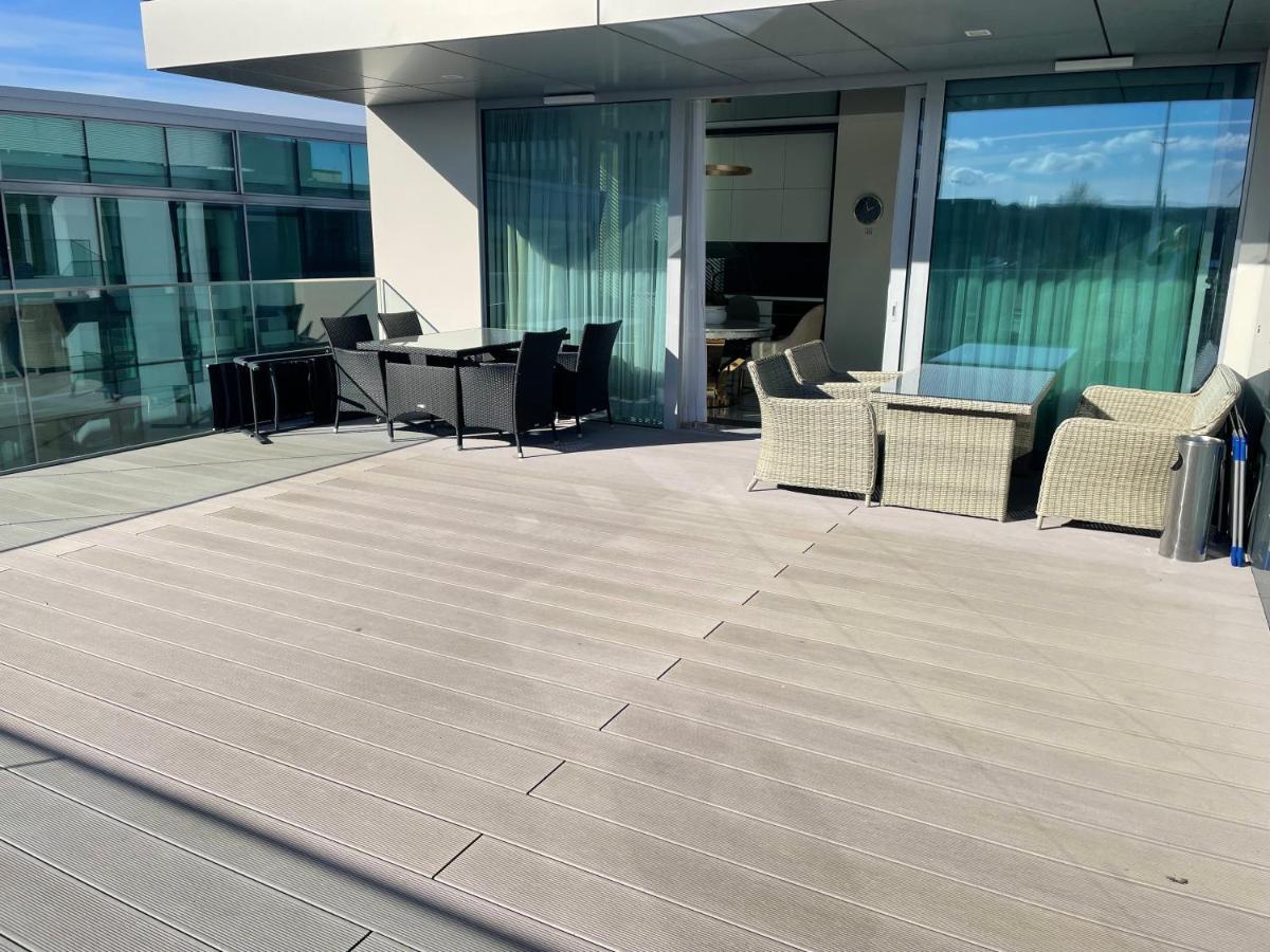 Apartament Faltom 26 Yacht Park Z Tarasem กดิเนีย ภายนอก รูปภาพ