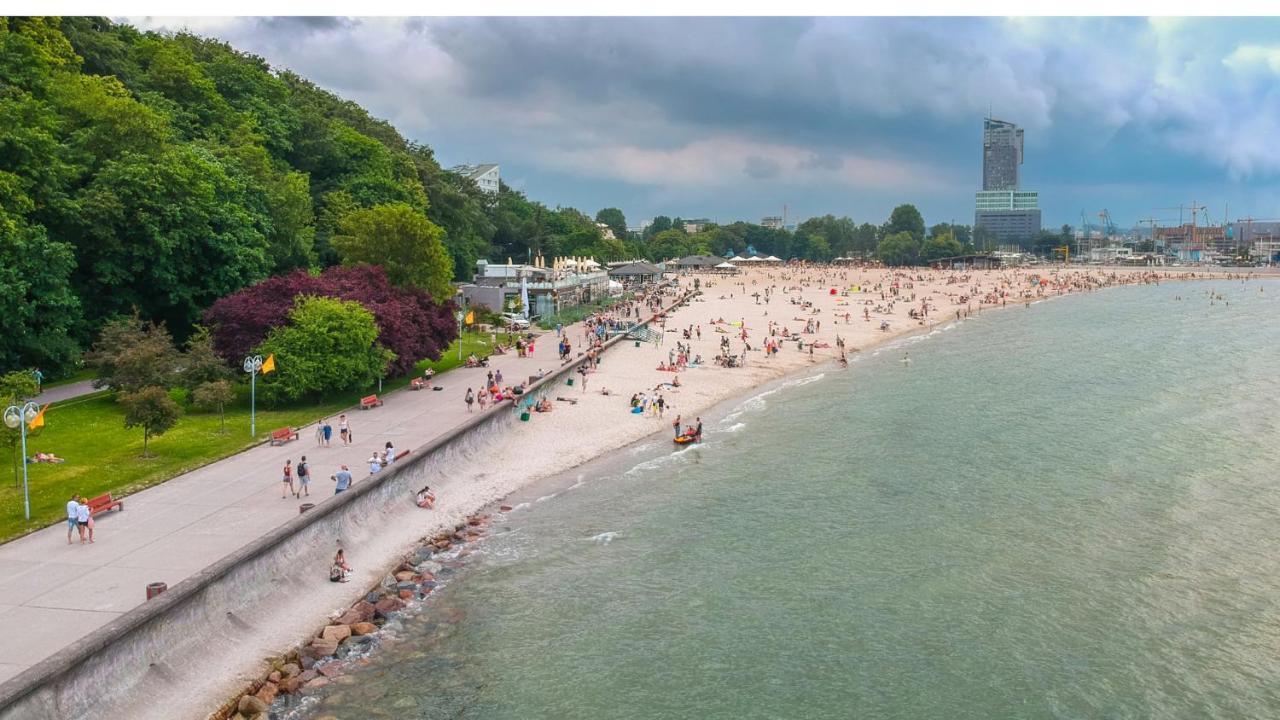 Apartament Faltom 26 Yacht Park Z Tarasem กดิเนีย ภายนอก รูปภาพ