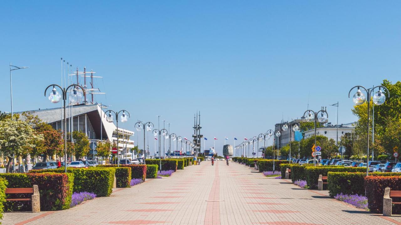 Apartament Faltom 26 Yacht Park Z Tarasem กดิเนีย ภายนอก รูปภาพ