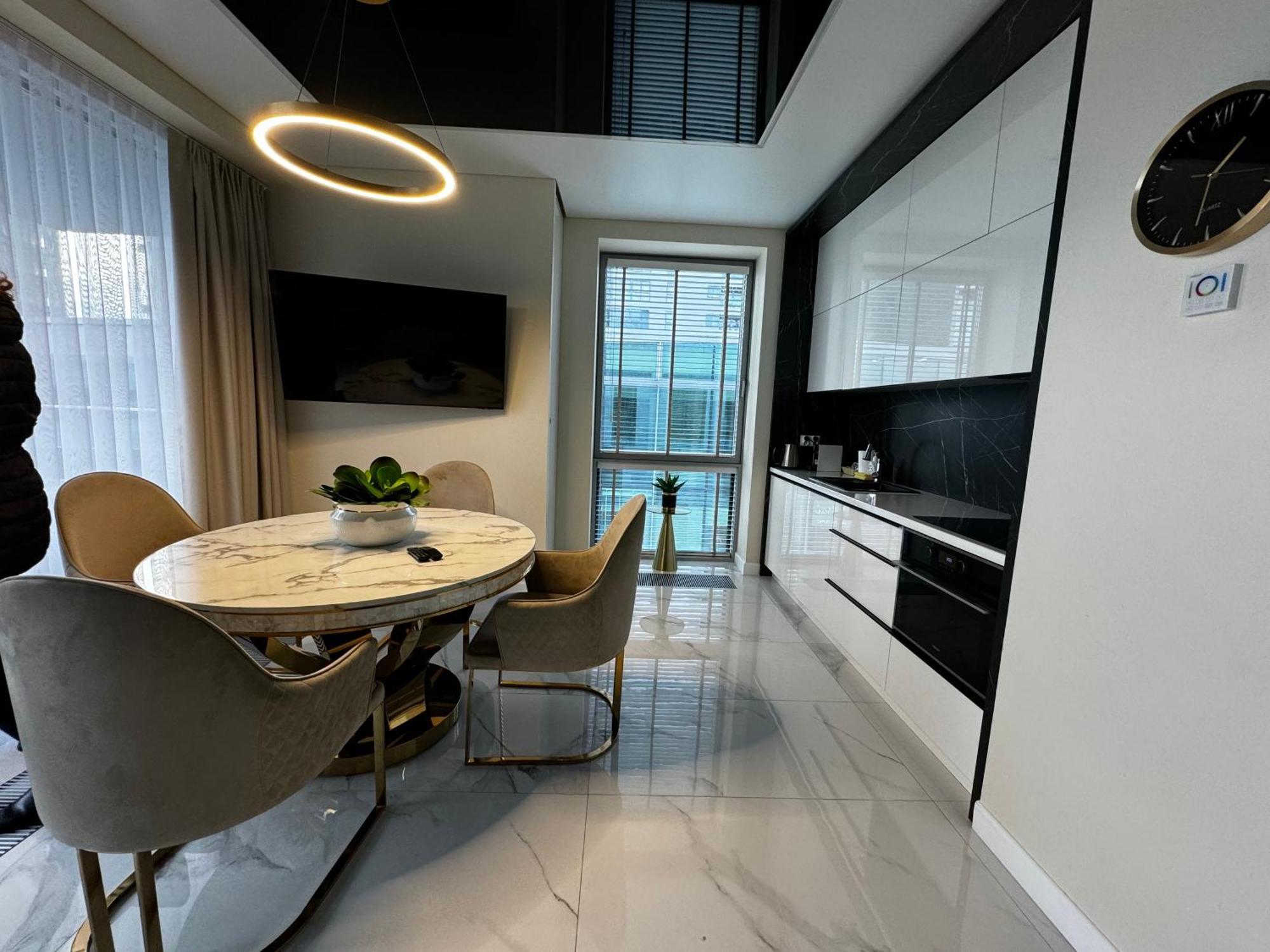 Apartament Faltom 26 Yacht Park Z Tarasem กดิเนีย ภายนอก รูปภาพ