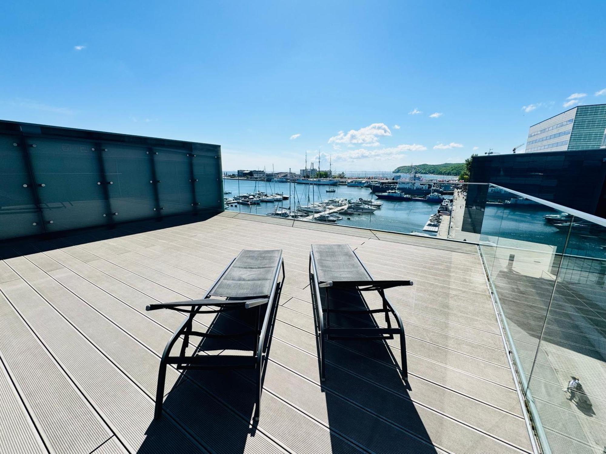 Apartament Faltom 26 Yacht Park Z Tarasem กดิเนีย ภายนอก รูปภาพ