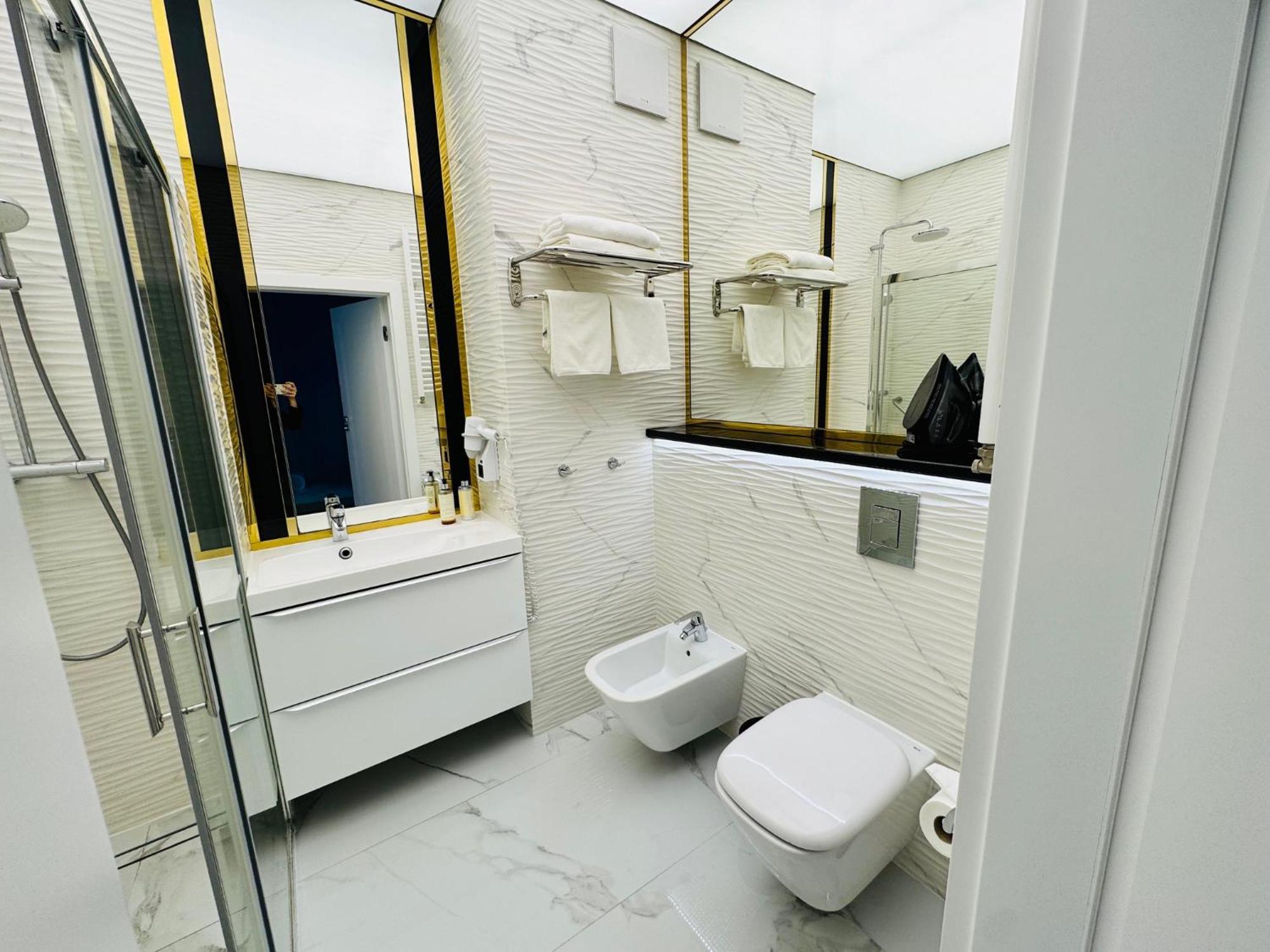 Apartament Faltom 26 Yacht Park Z Tarasem กดิเนีย ภายนอก รูปภาพ